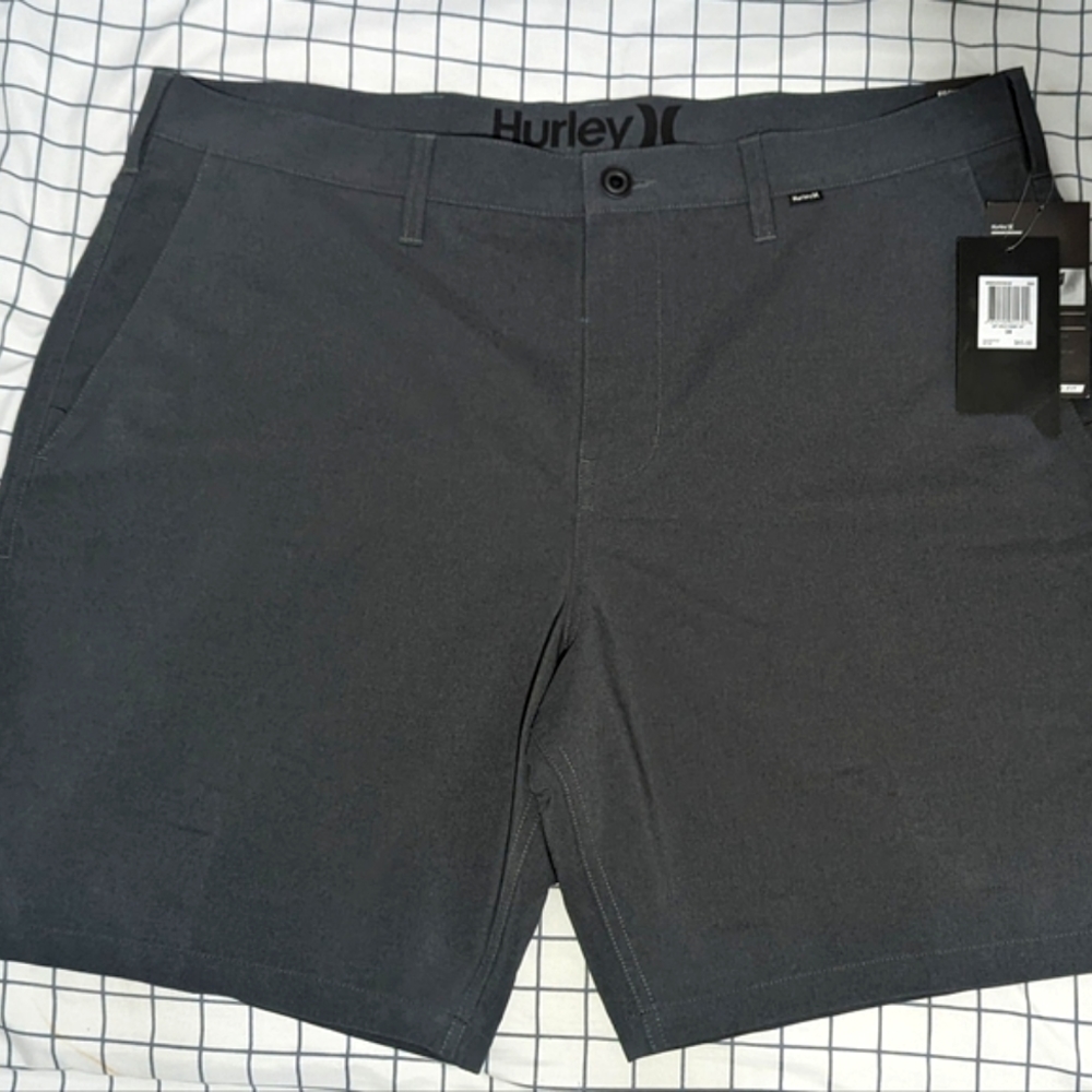 Hurley's Men Dri-FIT Shorts - Heather Gray